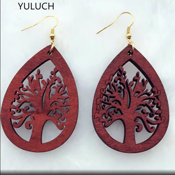 haus of vintage 1984 Jewelry - 10/$10🛍 Boho Style Wooden Dangle Earrings